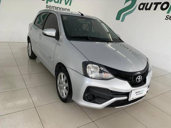 TOYOTA ETIOS 1.5 X PLUS 16V FLEX 4P AUTOMÁTICO
